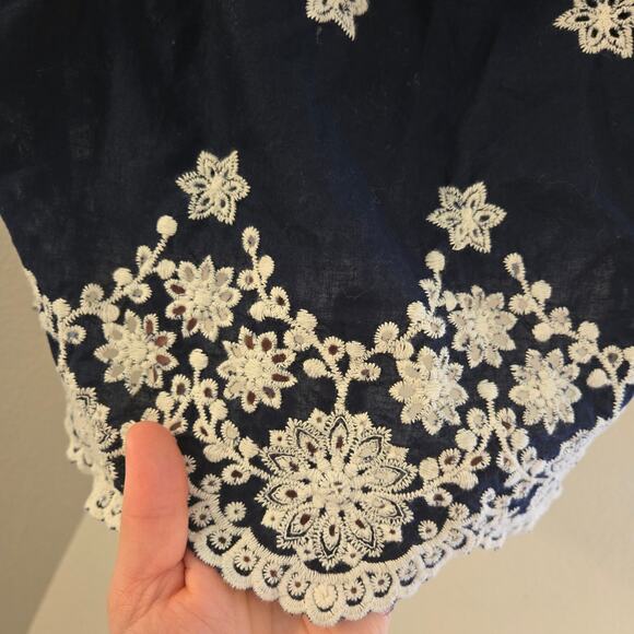 Maurices embroidered off the shoulder top 2X - Picture 3 of 7